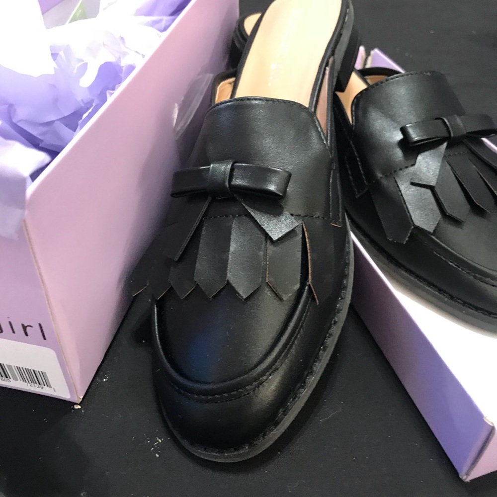 FLASH SALE Steve Madden Madden Girl Slide Mule